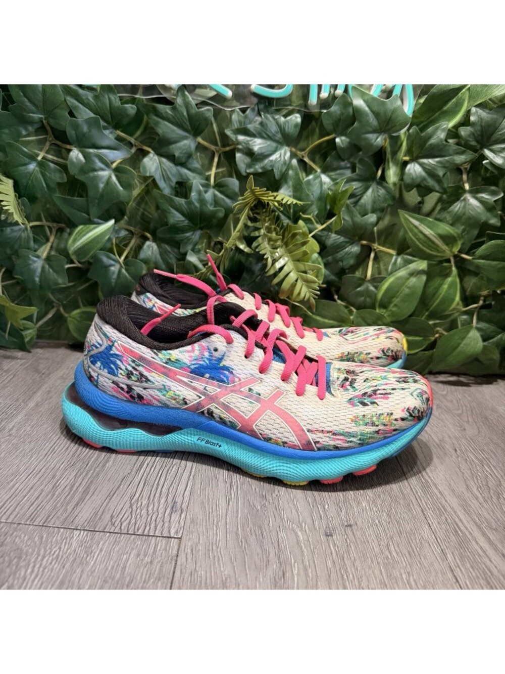 Asics Gel-Nimbus 24 Womens Running Shoes 8.5 Tropical Palm Tree Pink 1012B284
